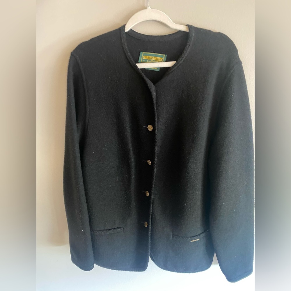 Button sweater/cardigan